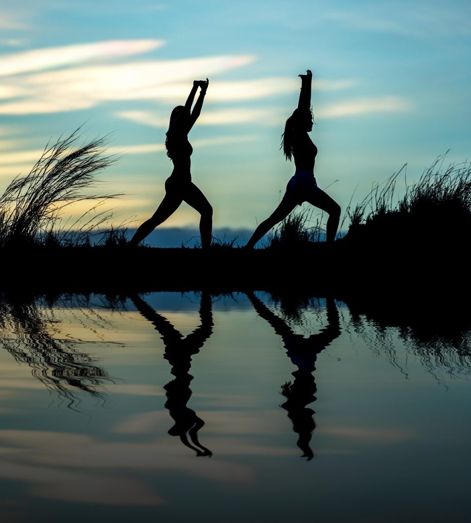women, yoga, silhouettes, water, reflection, mirroring, water reflection, pose, nature, posing, yoga pose, meditation, stretching, wellness, well-being, exercise, adults, asia, girls, morning, outdoors, pair, people, stance, sunrise, sunset